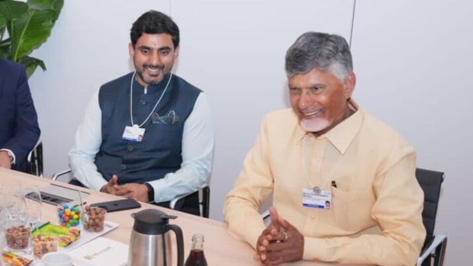 CBN On Lokesh: అవకాశాలు అందుకోవాల్సిందే.. వారసత్వంతో కాదు.. లోకేష్‌పై చంద్రబాబు కీలక వ్యాఖ్యలు