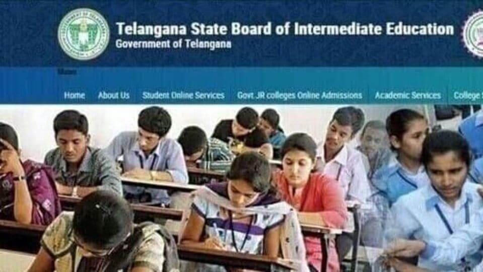 TG ఇంటర్మీడియట్ పరీక్షలు: ఇంటర్‌ పరీక్షలకు నెలన్నర ముందు ప్రశ్నాపత్రాల్లో మార్పులు? ఇంటర్‌ బోర్డు వైఖరిపై విమర్శలు