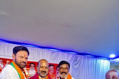 ఎల్ఆర్ఎస్ పేరుతో రూ .50 వేల కోట్ల దోపిడీకి స్కెచ్