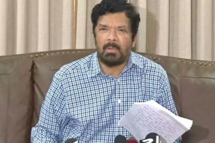 పోసాని కృష్ణ మురళి: హైదరాబాద్ లో పోసాని కృష్ణమురళి అరెస్ట్‌ అరెస్ట్‌