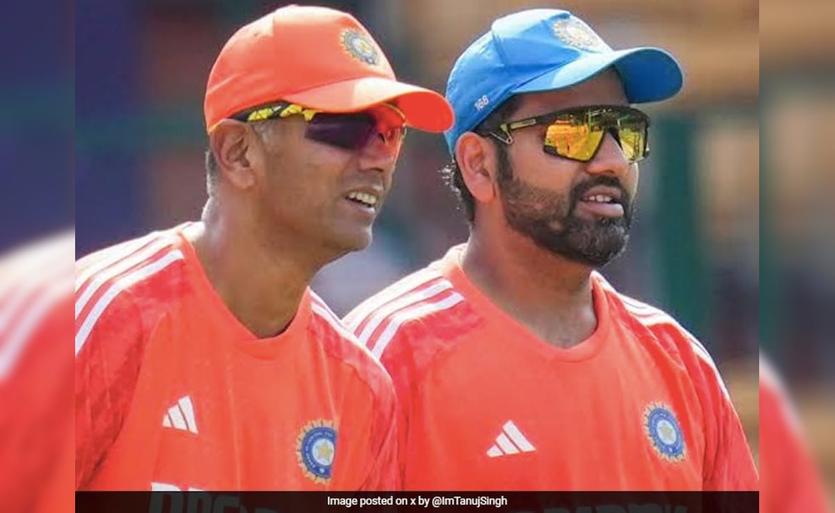 రోహిత్ శర్మ యొక్క తొలగింపు వర్సెస్ ఇంగ్లాండ్ తరువాత రాహుల్ ద్రావిడ్ రాసినట్లు సునీల్ గవాస్కర్ సూచించాడు: "ఇటీవలి కోచ్ ..."