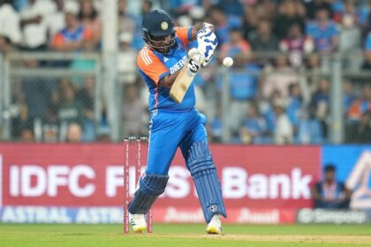 సంజు సామ్సన్ "తన అహం చూపించడానికి ప్రయత్నిస్తున్నాడు": భారతదేశం యొక్క ప్రపంచ కప్ విజేత క్రూరమైన 'మిస్డ్ ది బస్' తీర్పును స్టార్ మీద ఇస్తుంది