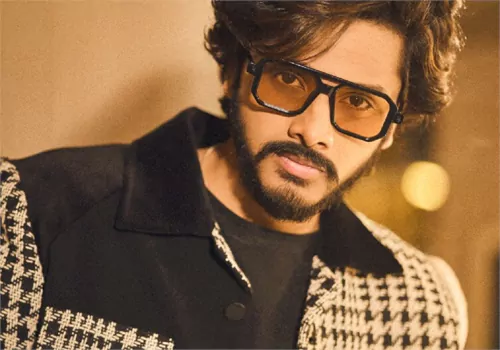 సితార తో తేజ సజ్జ సినిమా ఫిక్స్