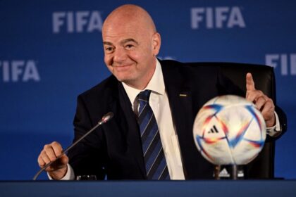 2026 ఫిఫా ప్రపంచ కప్ ఫైనల్ సూపర్ బౌల్-స్టైల్ షో: జియాని ఇన్ఫాంటినో