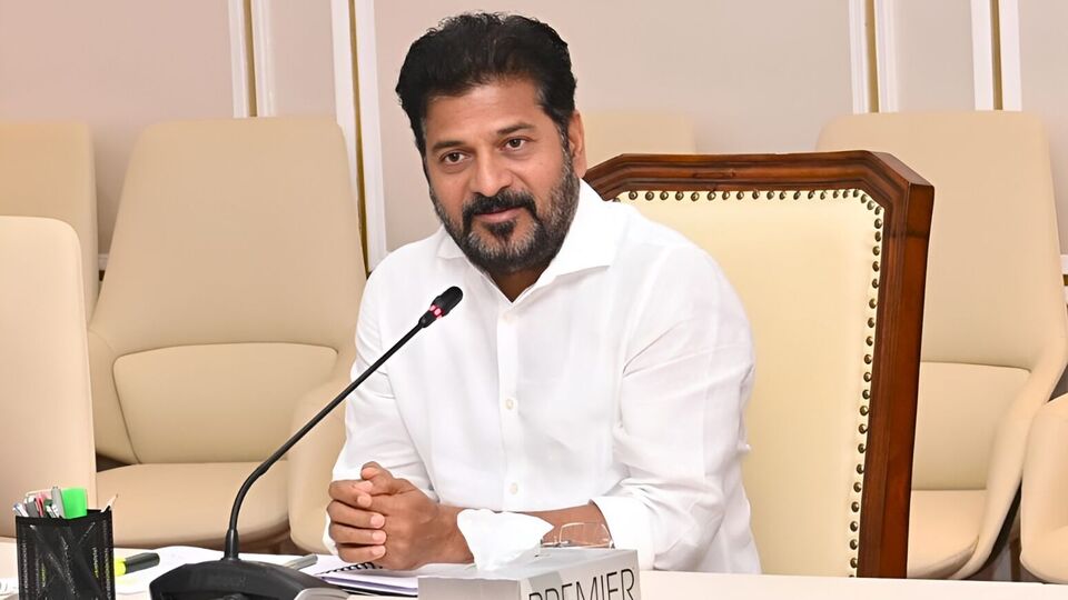 42 శాతం బీసీ రిజర్వేషన్లకు తెలంగాణ క్యాబినెట్ క్యాబినెట్ అమోదం అమోదం ..