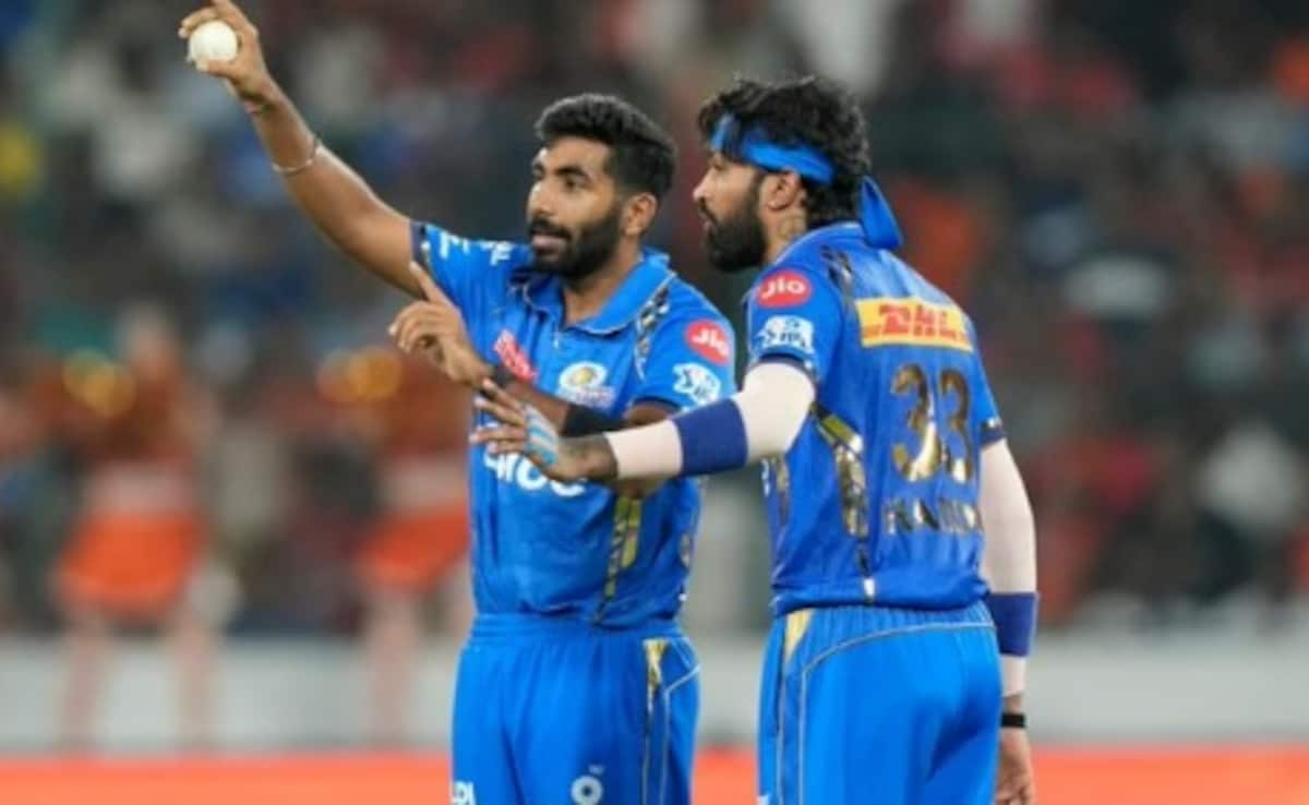 జాస్ప్రిట్ బుమ్రా గాయం: మి కోచ్ "అంతా సరే" అని చెప్పాడు, కాని స్టార్ పేసర్ ఇంకా ఆడలేడు. ఇక్కడ ఎందుకు ఉంది