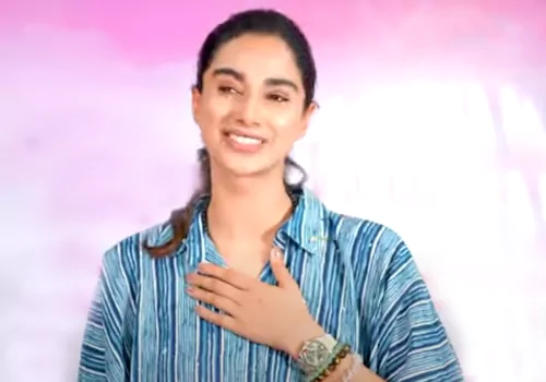 మీనాక్షితో కన్నీళ్లు పెట్టించిన పెట్టించిన .. ఏం ఏం?