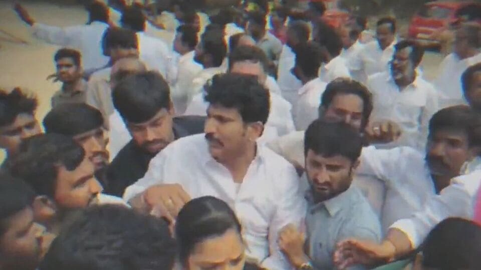 రాప్టాడు రాజకీయాలు: రాప్తాడులో మళ్లీ వేడెక్కిన రాజకీయం రాజకీయం .. కారణాలు కారణాలు? 10 ముఖ్యమైన అంశాలు