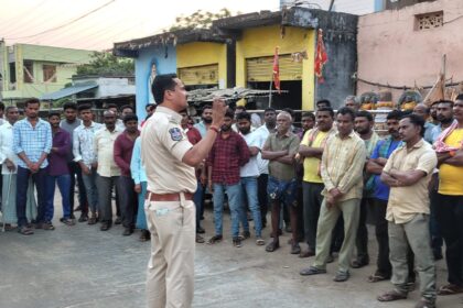 శాంతి భద్రతలకు విఘాతం కలిగిస్తే కఠిన చర్యలు చర్యలు: మంథని సి.ఐ.