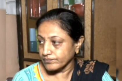 35 సంవత్సరాలు భారతదేశంలో నివసిస్తున్న పాక్ మహిళ తిరిగి వెళ్ళమని చెప్పారు