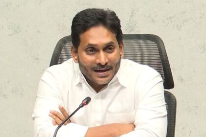 అధైర్యపడొద్దు .. అండగా అండగా ..