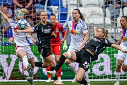 ఆర్సెనల్ స్టన్ ఒలింపిక్ లియోన్నైస్ మహిళల ఛాంపియన్స్ లీగ్ ఫైనల్‌కు చేరుకుంది
