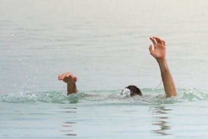 ఏపీలో పండుగ పూట పూట తీవ్ర విషాదం విషాదం విషాదం, కృష్ణా నదిలో ఈతకు దిగి ముగ్గురు ముగ్గురు బాలురు బాలురు- ఆంధ్రప్రదేశ్ లో ట్రాజిక్ యాక్సిడెంట్ ఫెస్టివల్ డే