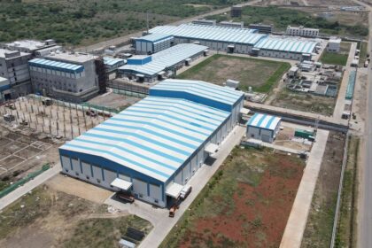 కాకటియా మెగా టెక్స్‌టైల్: వరంగల్ టెక్స్ టైల్ పార్క్ పార్క్ లో 25 వేల వేల వేల