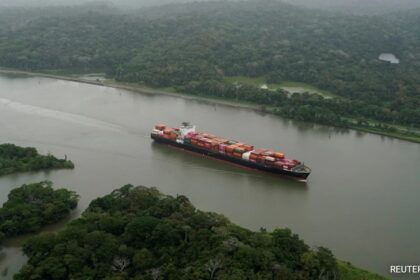 పనామాకు వ్యతిరేకంగా "బ్లాక్ మెయిల్" ఆపండి: చైనా మాకు