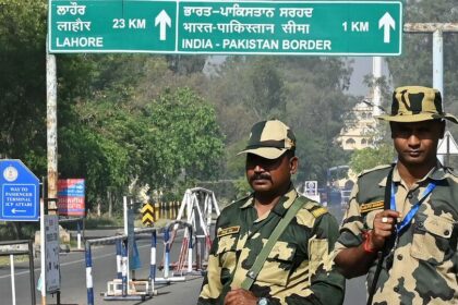 భారత్ లో ఉద్రిక్తతల ఉద్రిక్తతల .. క్షిపణి క్షిపణి ప్రయోగం చేపట్టిన పాకిస్తాన్