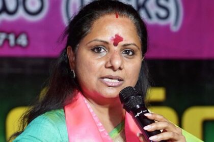 'ఆ లేఖ రాసింది నిజమే నిజమే ... బయటకు బయటకు వెనక కుట్ర' - కవిత సంచలన వ్యాఖ్యలు వ్యాఖ్యలు