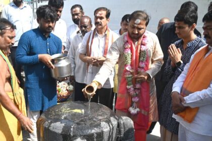 ఓరుగల్లులో కాకతీయుల వారసుడు .. వరంగల్ వరంగల్ లో కమల్ కమల్ చంద్ర భంజ్ దేవ్ భంజ్