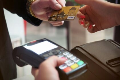 కిరాణా కొనడానికి మీ క్రెడిట్ కార్డును AI కి ఇవ్వడానికి సిద్ధంగా ఉన్నారా? వీసా మీరు కోరుకుంటుంది