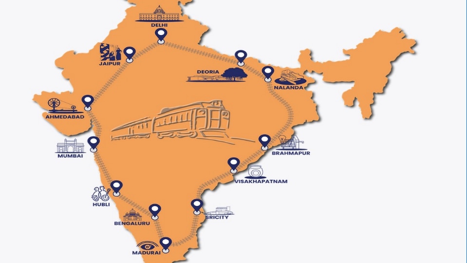 కేవలం 25 రూపాయలతో రైలులో దేశం మొత్తం మొత్తం చుట్టేయొచ్చు .. వీరికి మాత్రమే మాత్రమే!