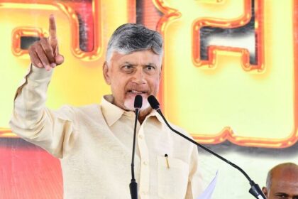 మహిళలకు ఉచిత బస్సు బస్సు ప్రయాణం .. ఆగస్టు 15 నుంచి నుంచి అమలు .. చంద్రబాబు చంద్రబాబు కీలక ప్రకటన