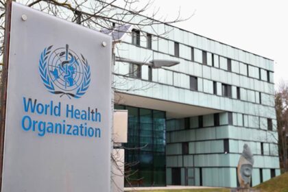 యుఎస్ నిధుల కోతలు తర్వాత ఎవరు నిర్వహణ బృందాన్ని సగం చేస్తారు