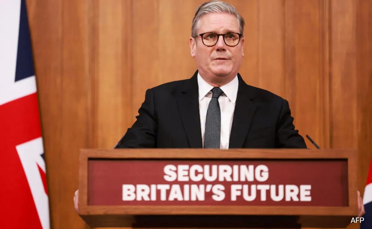 యుకె పిఎం కైర్ స్టార్మర్ ప్రధాన ఇమ్మిగ్రేషన్ సంస్కరణను ప్రకటించింది, 'సిగ్గుపడే భాష' కోసం నిందించబడింది