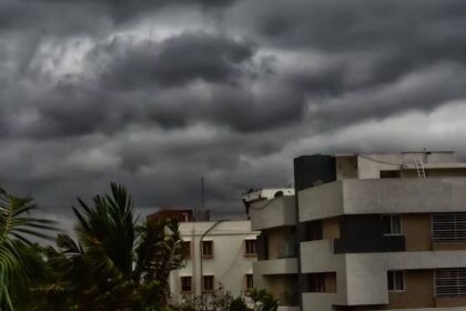 వాయుగుండంగా మారిన మారిన తీవ్ర - ఏపీ - ఏపీ, తెలంగాణకు అతి భారీ వర్ష సూచన సూచన సూచన సూచన సూచన…!