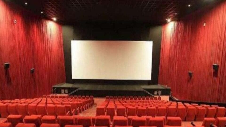 సినిమా టికెట్ల ధరలపై ధరలపై ఏపీ ప్రభుత్వం కీలక నిర్ణయం, హోంశాఖ ముఖ్య కార్యదర్శి నేతృత్వంలో కమిటీ ఏర్పాటు ఏర్పాటు