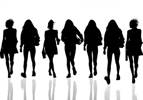 ఒకే సినిమాలో ఏడుగురు హీరోయిన్లు.. టాలీవుడ్ డైరెక్టర్ అడ్వెంచర్!